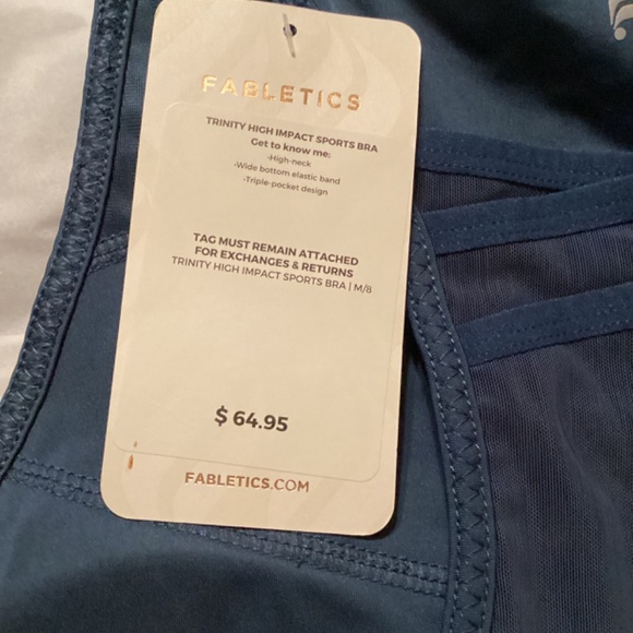 NWT Fabletics Trinity High Impact Sports Bra - Picture 3 of 3